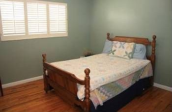4th image of 1175 S Mercedes Way