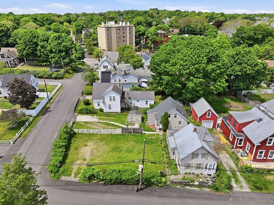 1st image of 35 School St