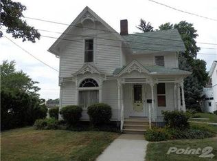 207 E Walker St, Saint Johns, MI 48879