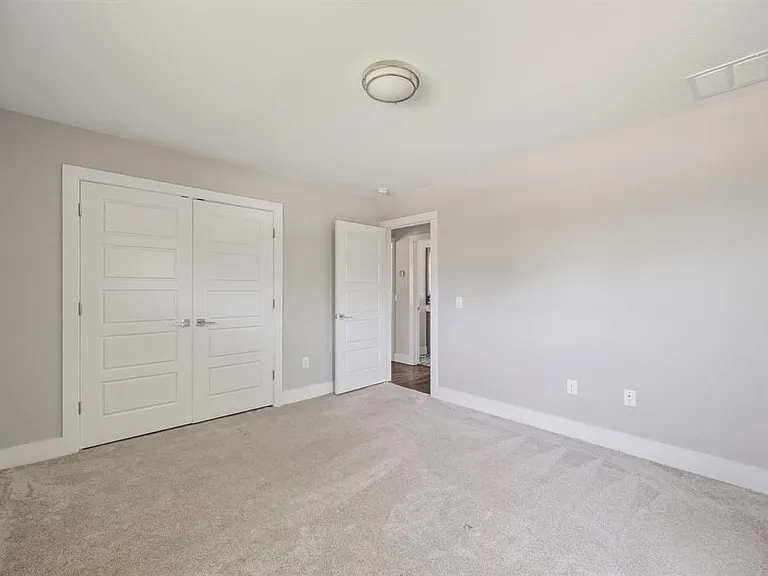3703 Tower View Ct — Photo 29