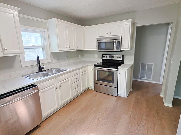 3rd image of 2544 W State Street