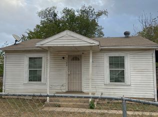 3102 N Crump St, Fort Worth, TX 76106