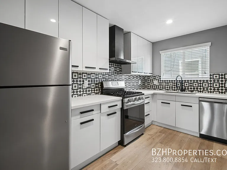 252 S New Hampshire Ave — Photo 25