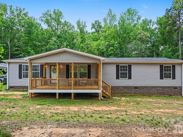 135 Elliot Dr, Salisbury, NC 28147
