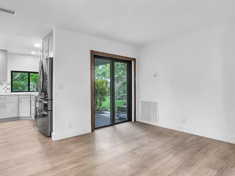 12003 Flicker Way — Photo 3