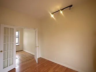 Rented by New York Residence