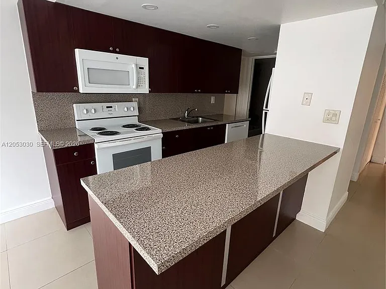 9310 W Flagler St #115A — Photo 3