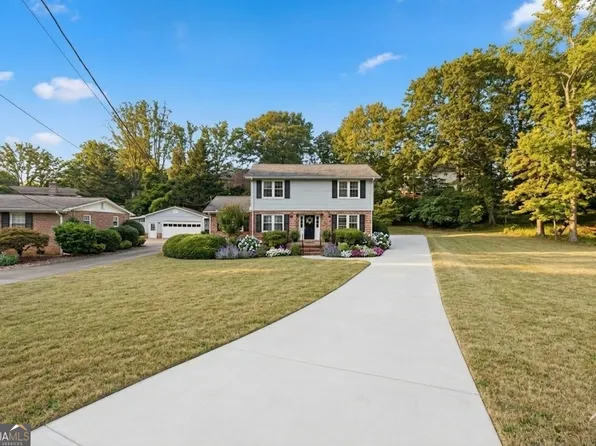 1012 Tanglewood Dr, Gainesville, GA 30501