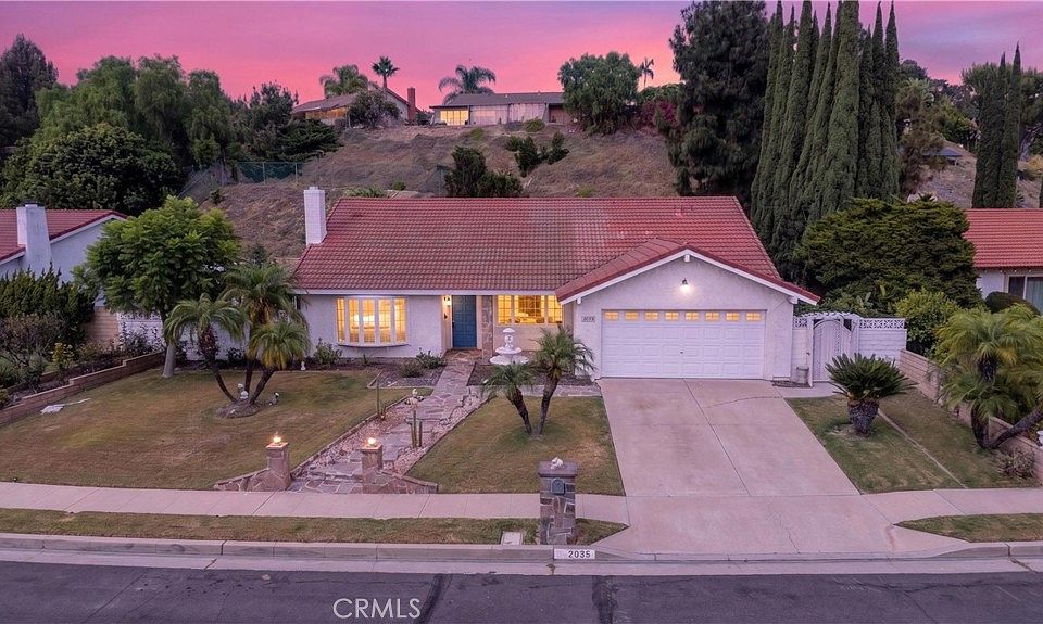 1st image of 2035 E Orangeview Ln