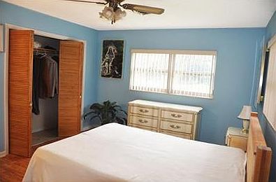 5th image of 1935 Flora Ln