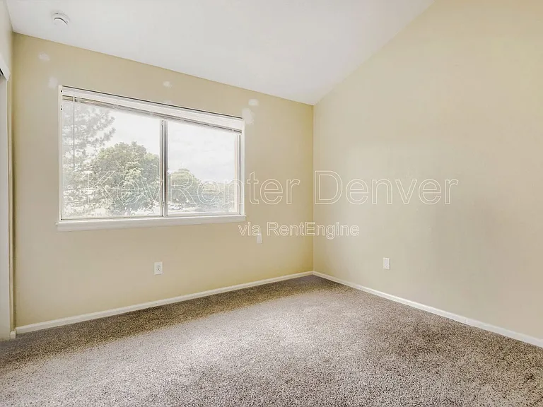 1099 S Walden Way #101 — Photo 20