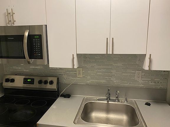 3rd image of 16911 NE 21st Ave #3