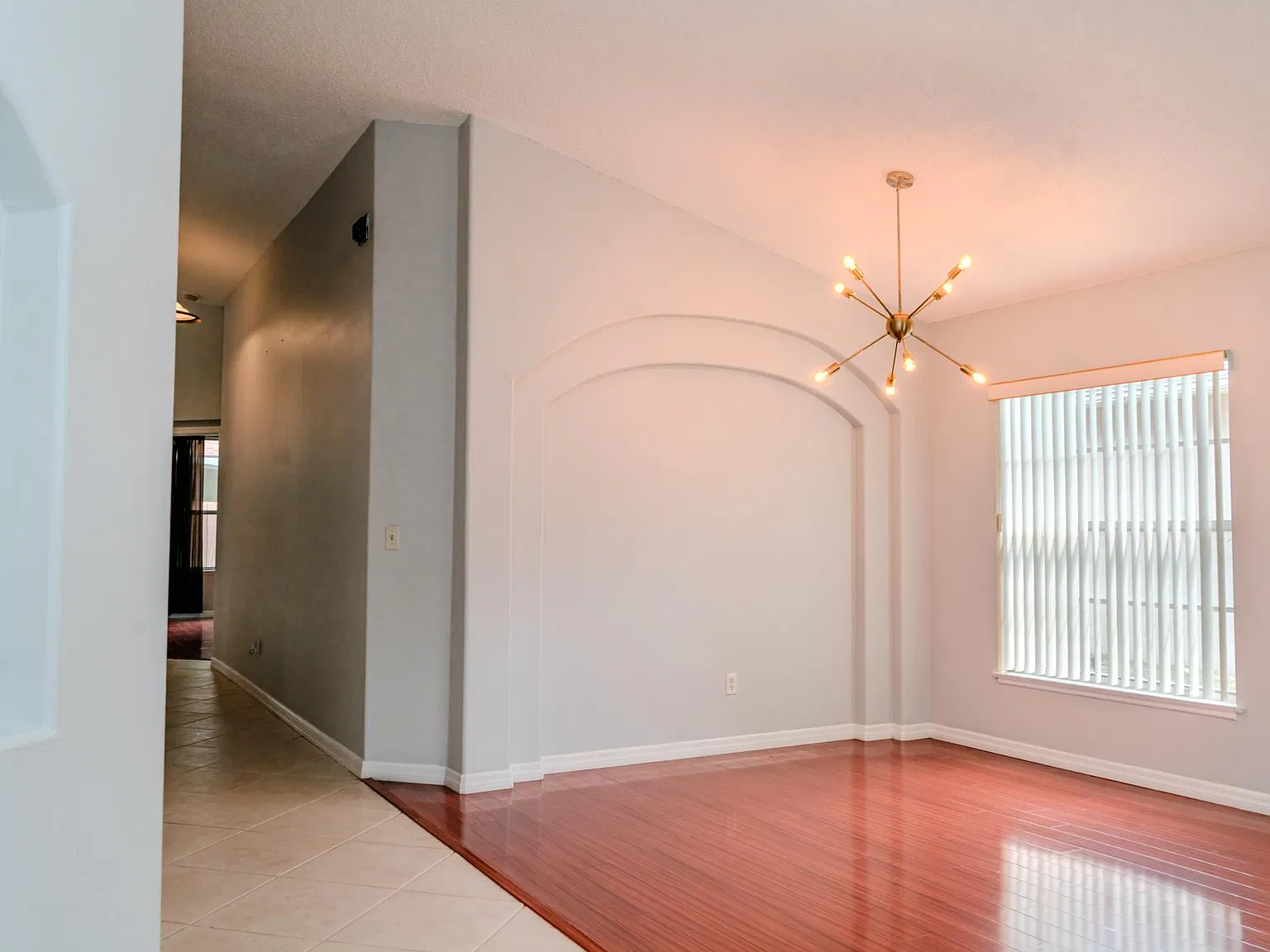 4 bed, 1800 sqft, $2,600 — Photo 2