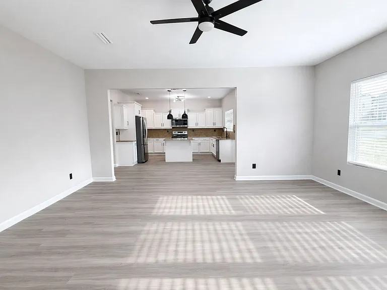 12881 Clydesdale Dr — Photo 17