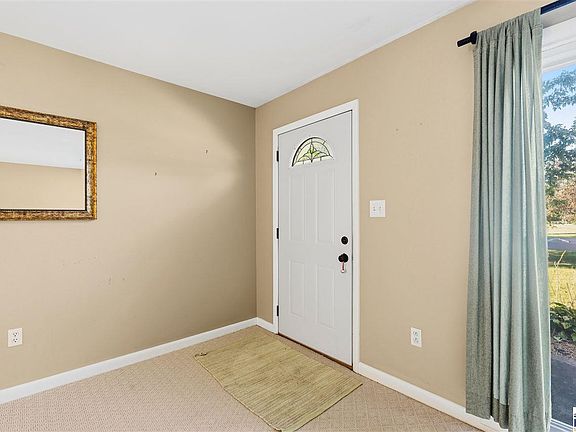 4th image of 26 S Crescent St