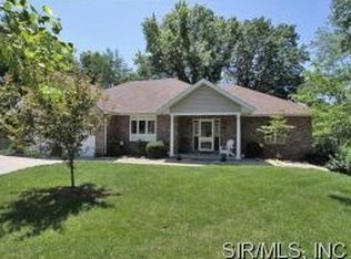 6922 Gebhart Ln, Edwardsville, IL 62025