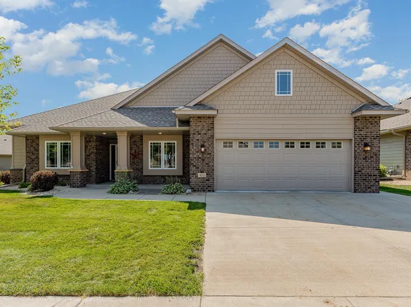 422 Flag Blvd NE, New Prague, MN 56071