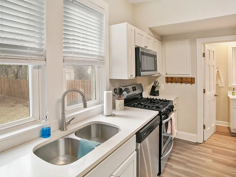 301 W Park Ave #1 — Photo 8