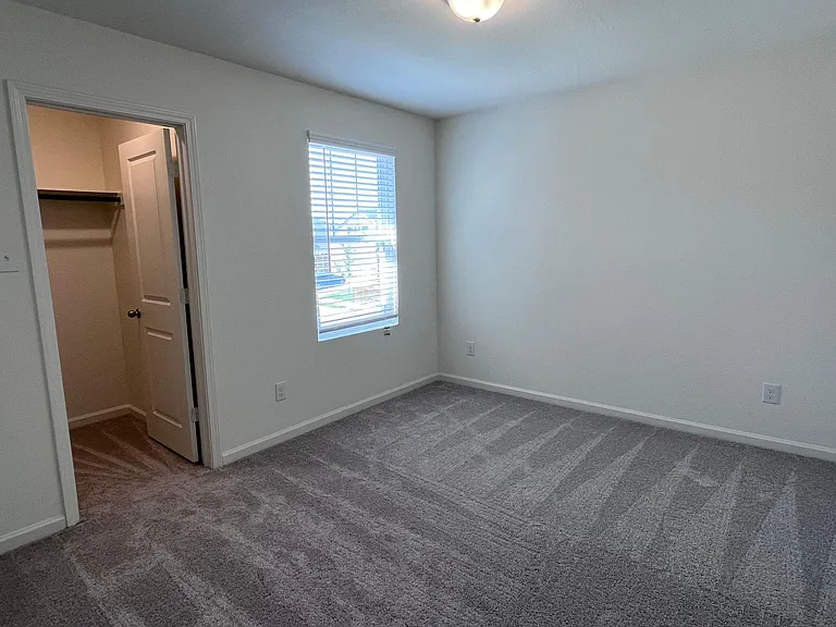602 Colgate Cir — Photo 16