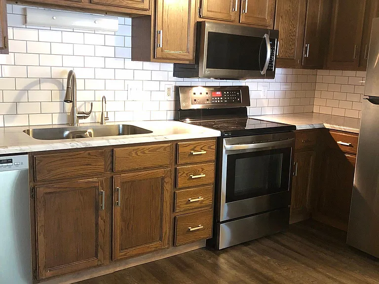 3708 S Terry Ave #102 — Photo 2