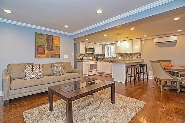 153 Bigelow St #1 — Photo 3