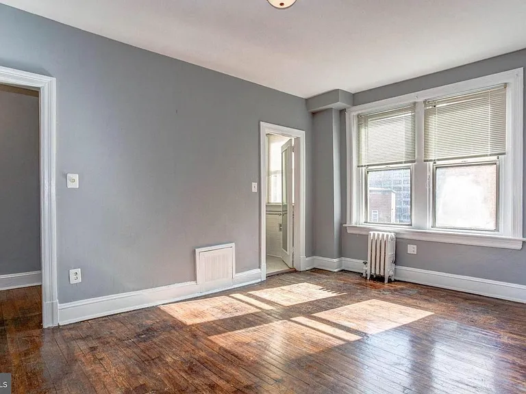 1954 Columbia Rd NW #306 — Photo 2