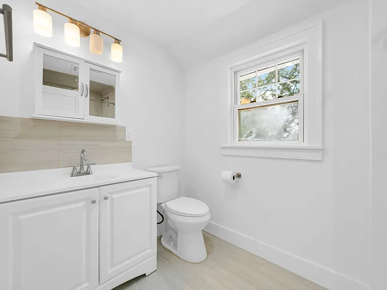21 Morris Rd — Photo 18