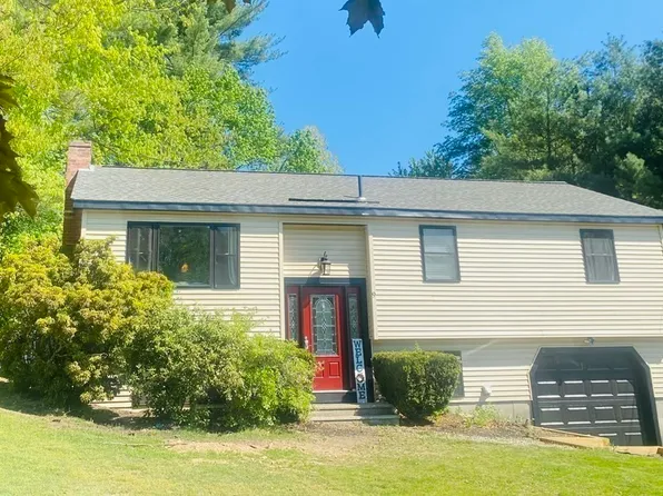 9 Virgo Ln, Townsend, MA 01469