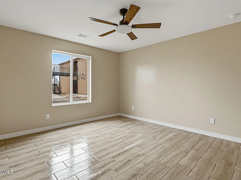 6002 1/2 Pam McCall Dr #1 — Photo 4