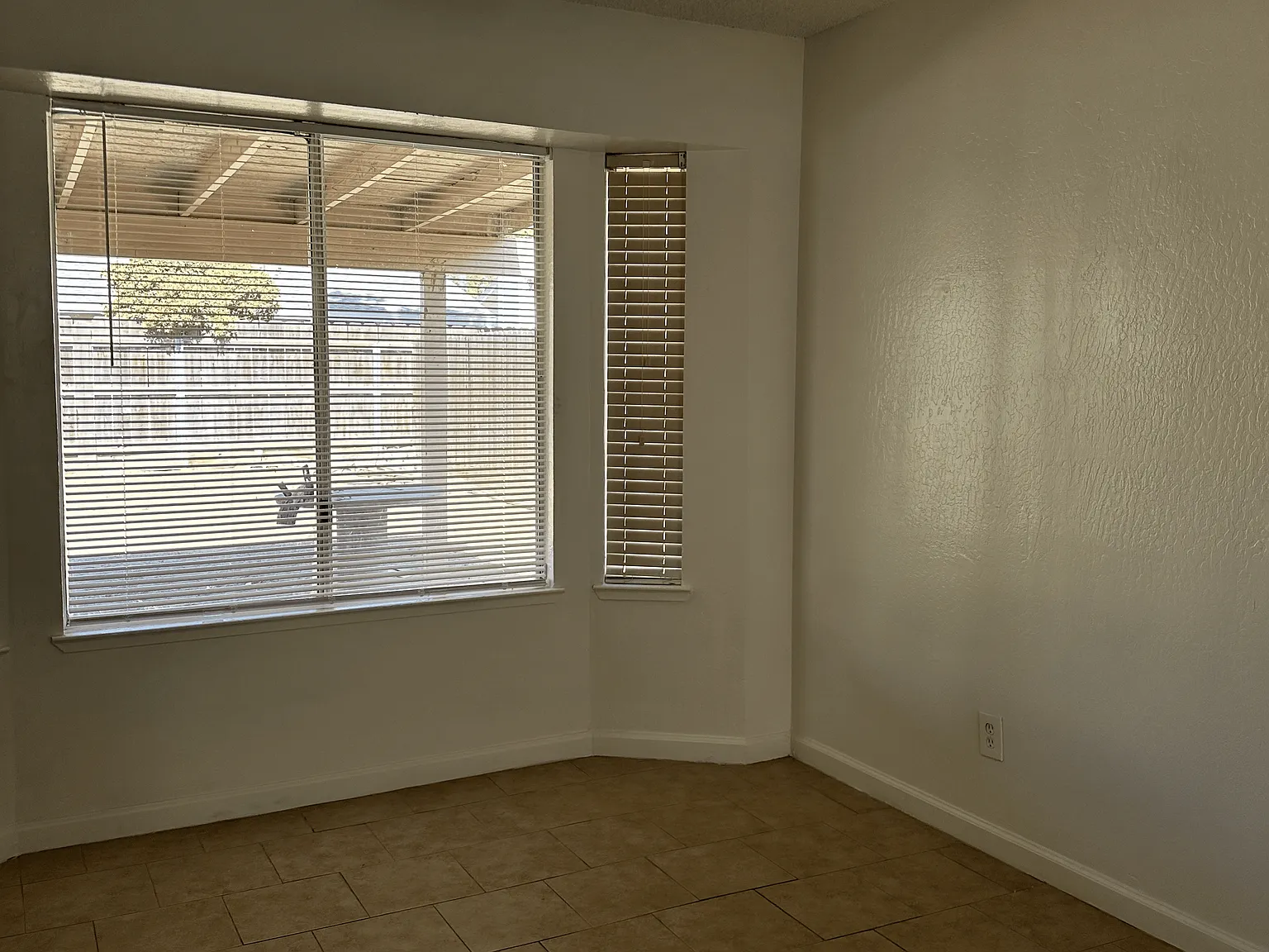 W Richert Ave, Fresno — Photo 2