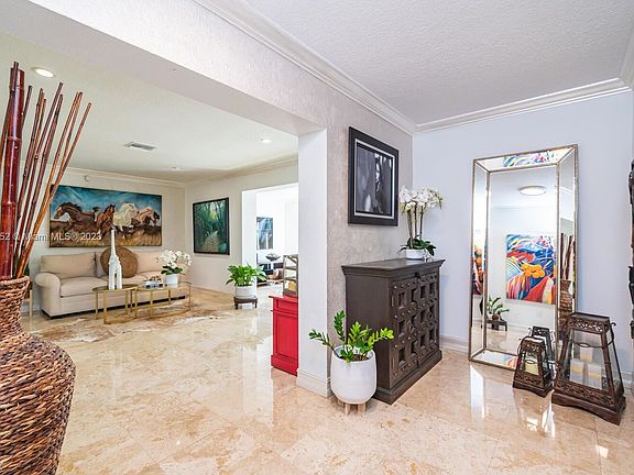 4C14B7B2-8607-49E2-BFD6-0C084FC40A1D