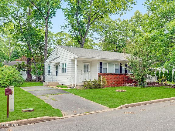 2nd image of 14B Minnesota Avenue