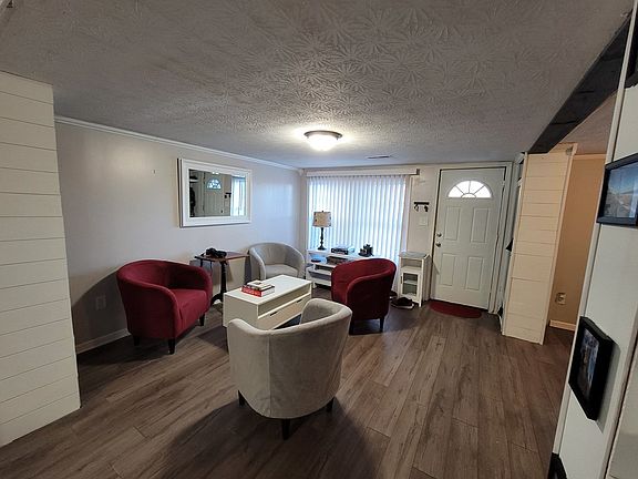 4th image of 207 Bero Ave