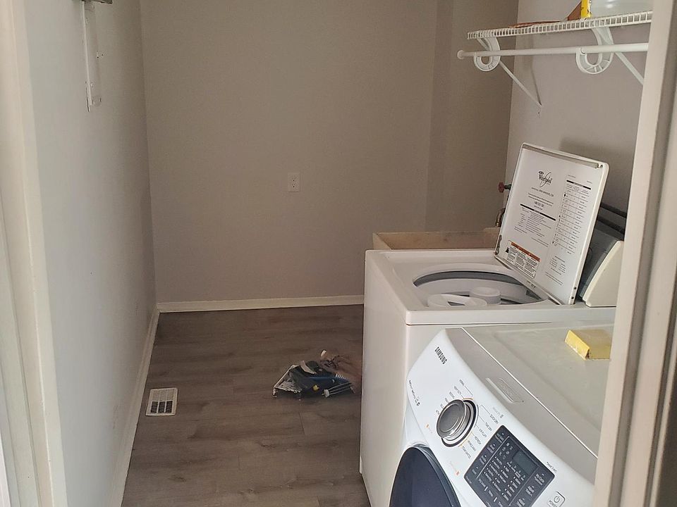 1st image of 10946 Pleasanthill Dr