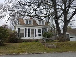 57 Lerner St, Warwick, RI 02888