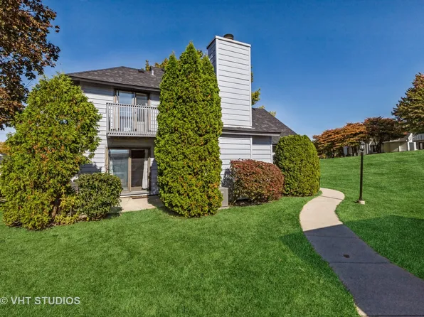 736 Glen Way, Gurnee, IL 60031