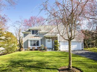 7 Mount Joy Ave, Scarsdale, NY 10583