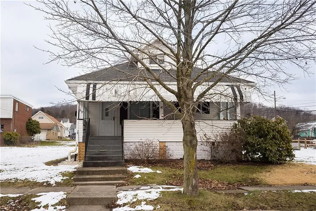 317 Beale Ave photo 1