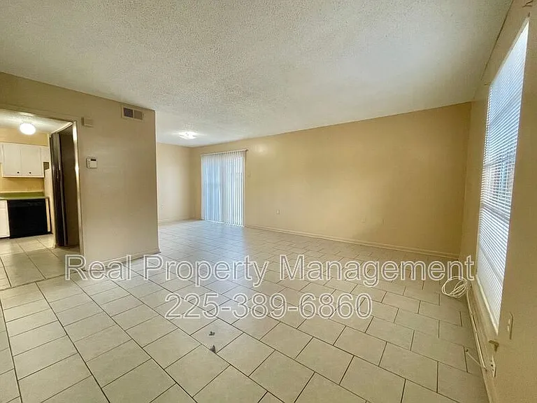 10952 Cherry Hill Ave #4 — Photo 5