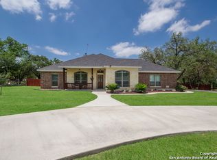 232 Copper Ridge Dr, La Vernia, TX 78121