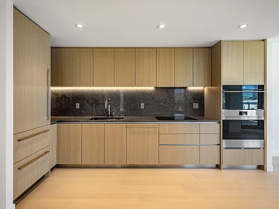 2nd image of 785 Harbour Ave #402