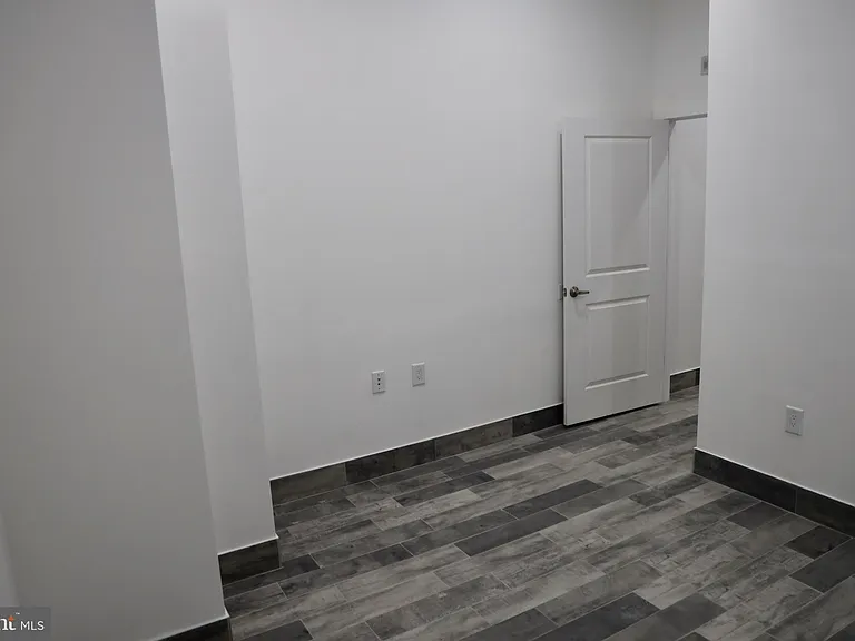 1231 Vine St #1 — Photo 19