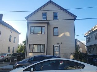 34 Danforth St, Fall River, MA 02720