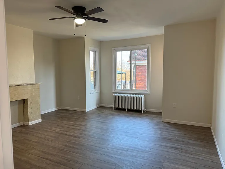 132 Highland Ave #1 — Photo 7