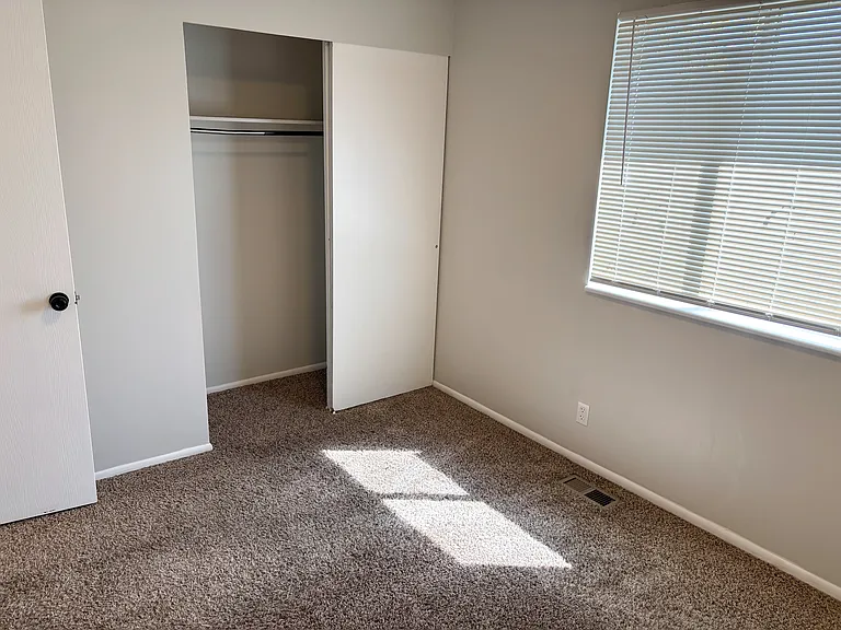 4239 W Bampton Ln — Photo 26