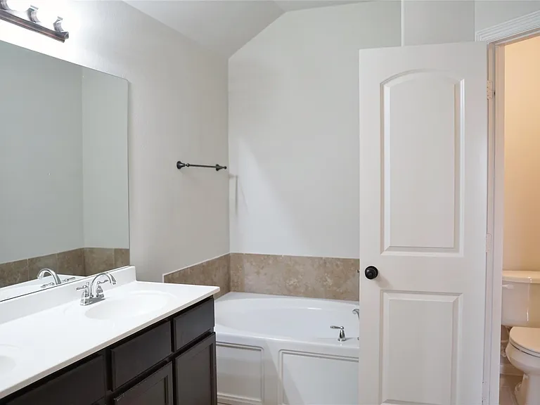 10507 Willow Park Grn — Photo 8