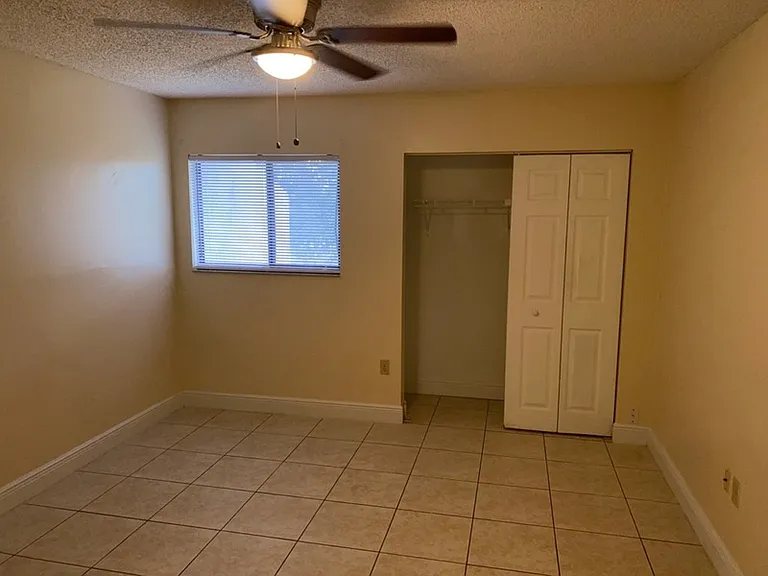 479 Prestwick Pl — Photo 20