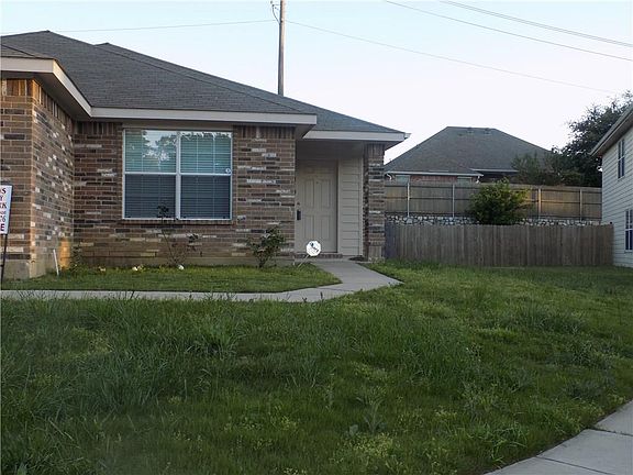 2nd image of 1310 Kiwi Ct