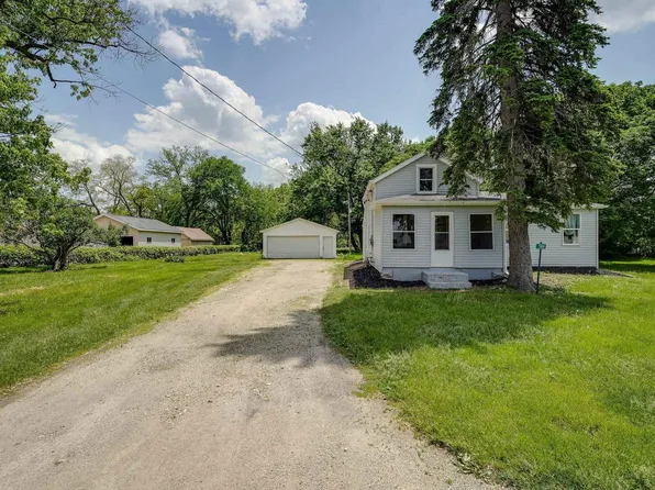 584 Edgerton Road, Edgerton, WI 53534