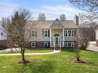 2230 Fosterdale West Ln, Kernersville, NC 27284